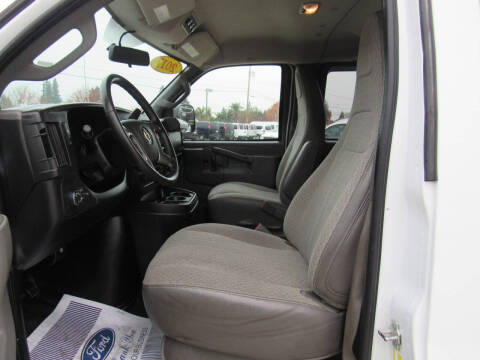 2017 Chevrolet Express LS 2500