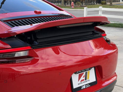 2018 Porsche 911 Carrera GTS