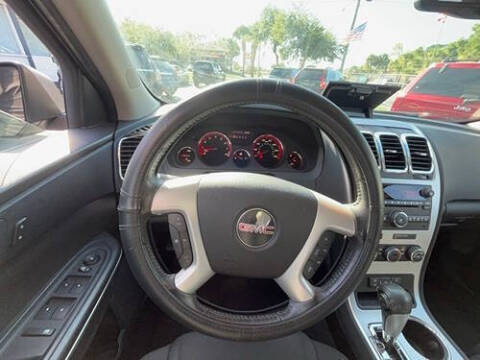 2011 GMC Acadia SLE