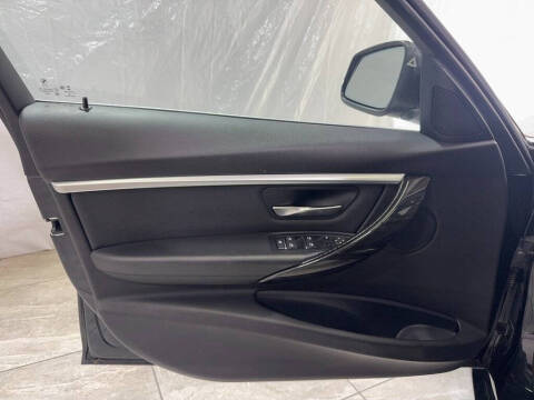 2018 BMW 3 Series 330i