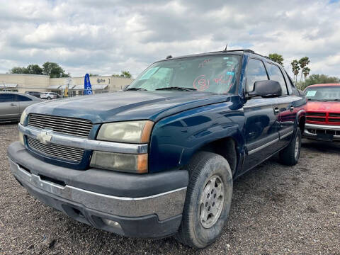2005 Chevrolet Avalanche for sale at BAC Motors in Weslaco TX