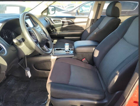 2018 Nissan Pathfinder S