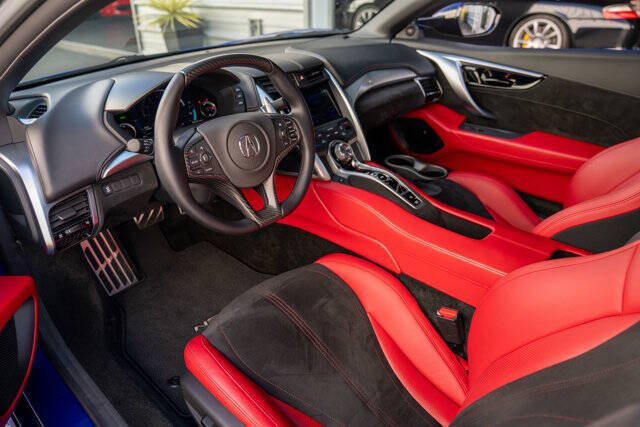 2017 Acura NSX 17