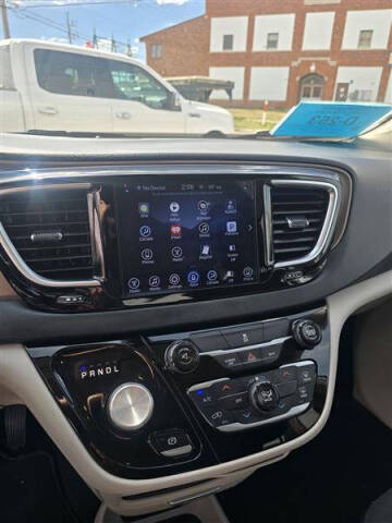 2017 Chrysler Pacifica Touring