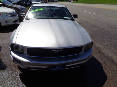 2007 Ford Mustang for sale at Ideal Cars in Hamilton OH