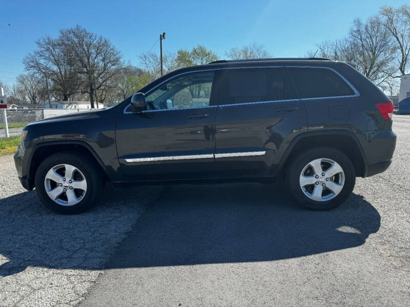2011 Jeep Grand Cherokee Laredo's photo