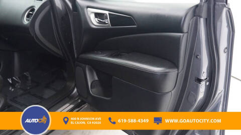 2020 Nissan Pathfinder SV