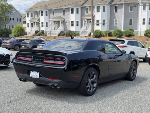 2018 Dodge Challenger R/T Plus