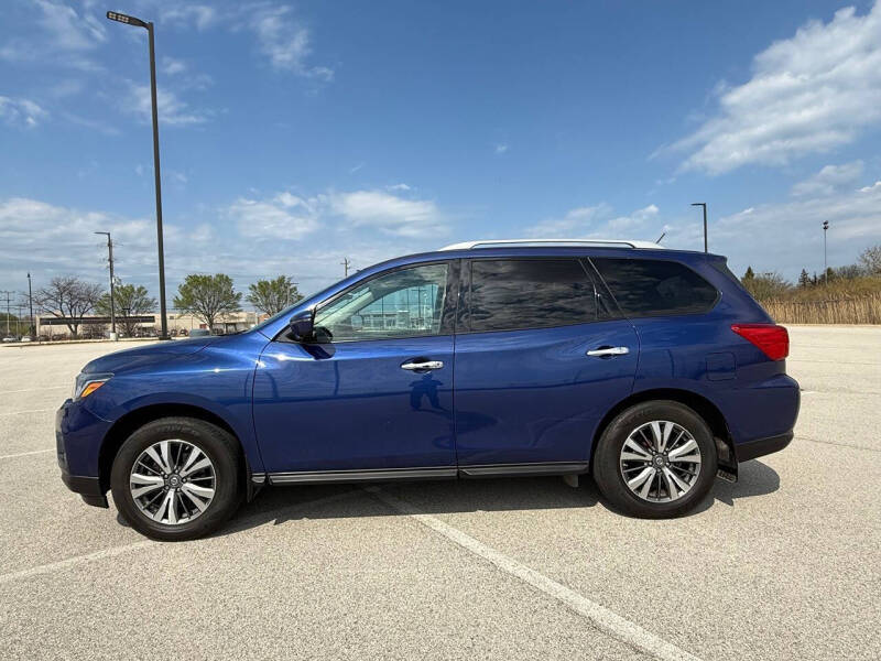 2017 Nissan Pathfinder SL