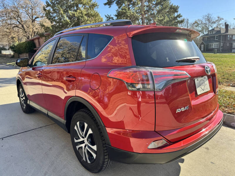 2017 Toyota RAV4 LE