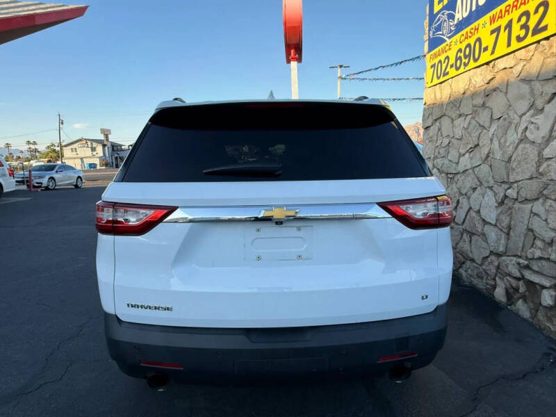 2020 Chevrolet Traverse LT Cloth