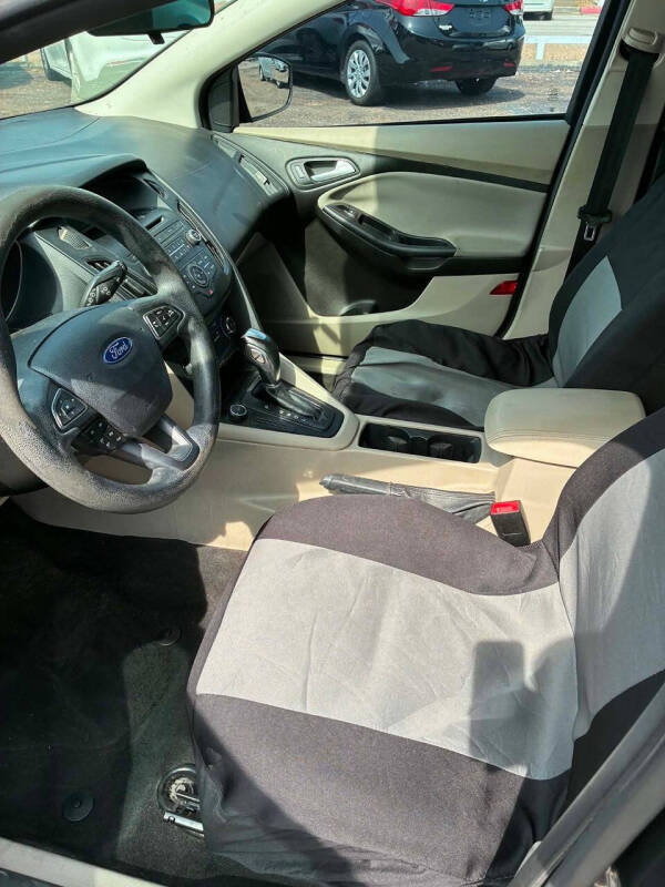 2016 Ford Focus SE