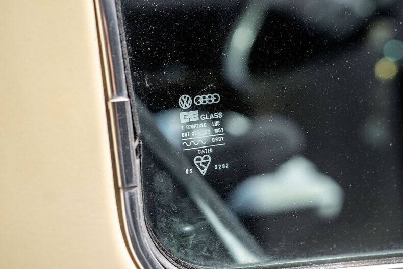 1982 Volkswagen Vanagon Camper