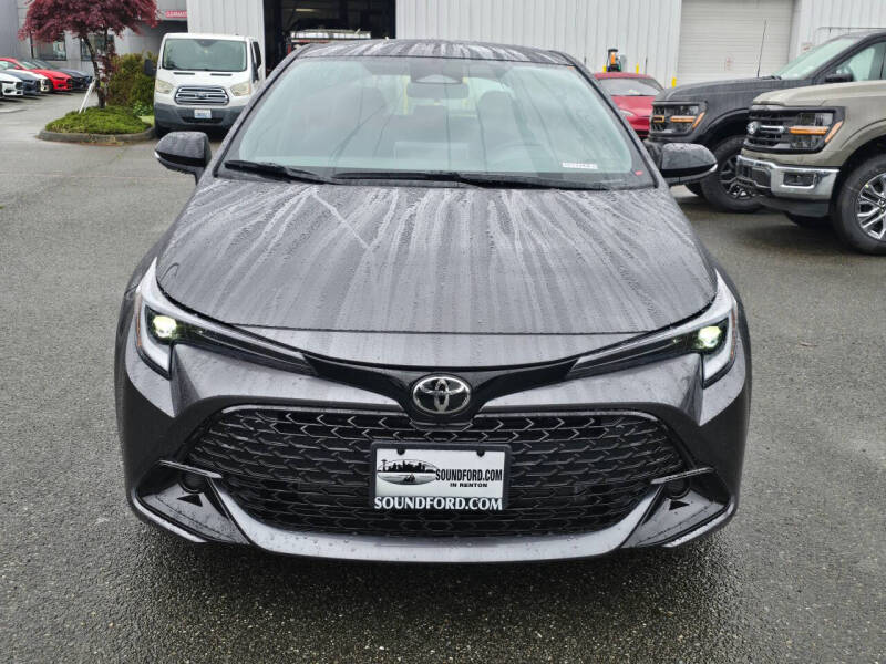 2026 Toyota Corolla Hatchback SE