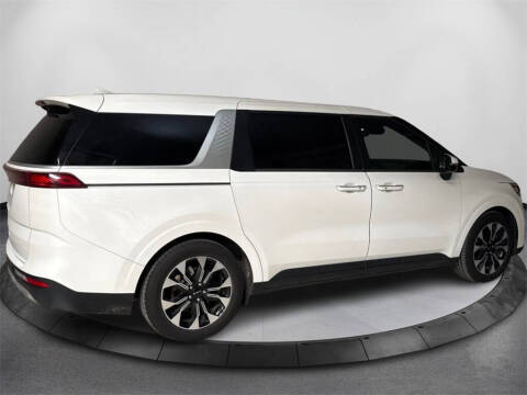 2022 Kia Carnival EX