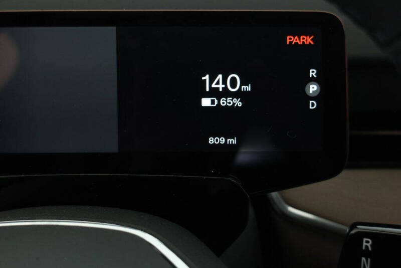 2025 Volvo EX90 Twin Plus 6P