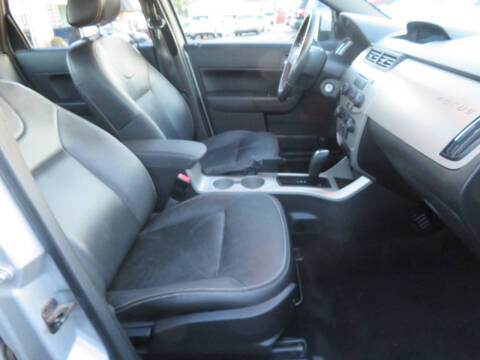 2008 Ford Focus SES