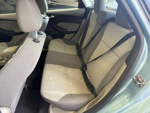 2012 Ford Focus SE