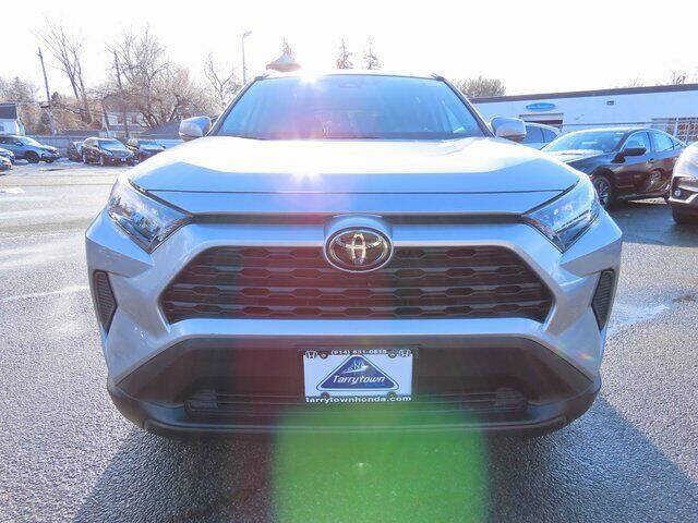 Used 2019 Toyota RAV4 LE with VIN 2T3G1RFV6KC048699 for sale in New York, NY