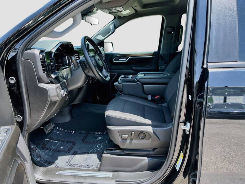 2025 Chevrolet Silverado 1500