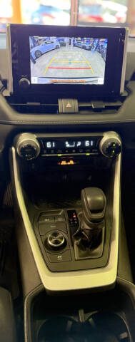 2023 Toyota RAV4 Hybrid LE