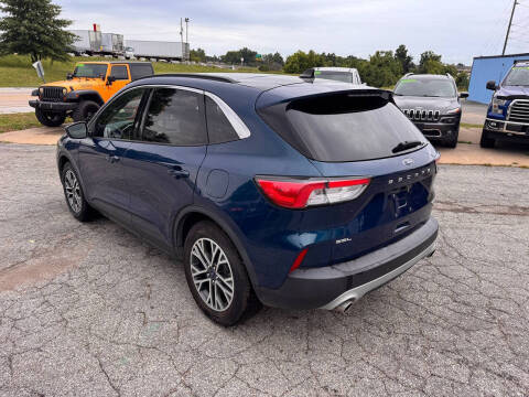 2020 Ford Escape SEL