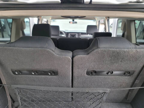 2008 Jeep Commander Sport