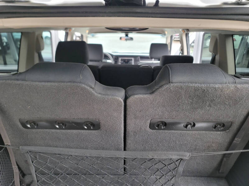 2008 Jeep Commander Sport
