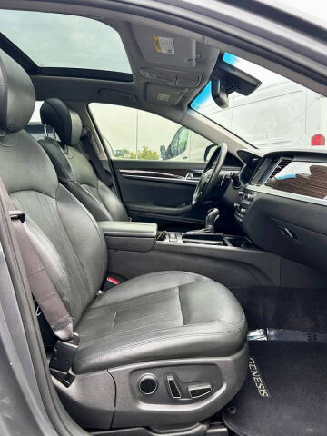 2016 Hyundai Genesis