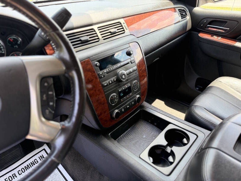2011 Chevrolet Avalanche LT