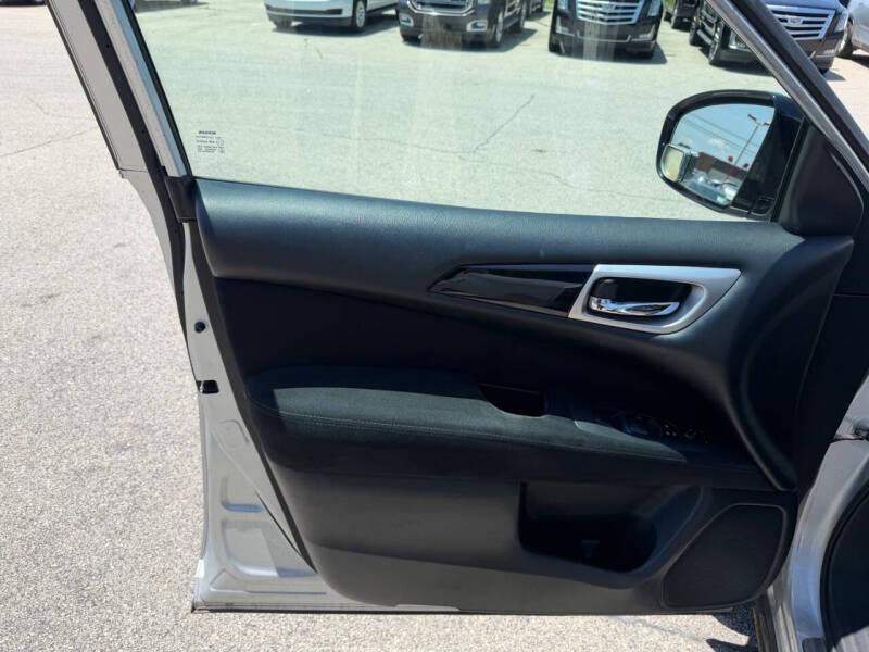 2013 Nissan Pathfinder S