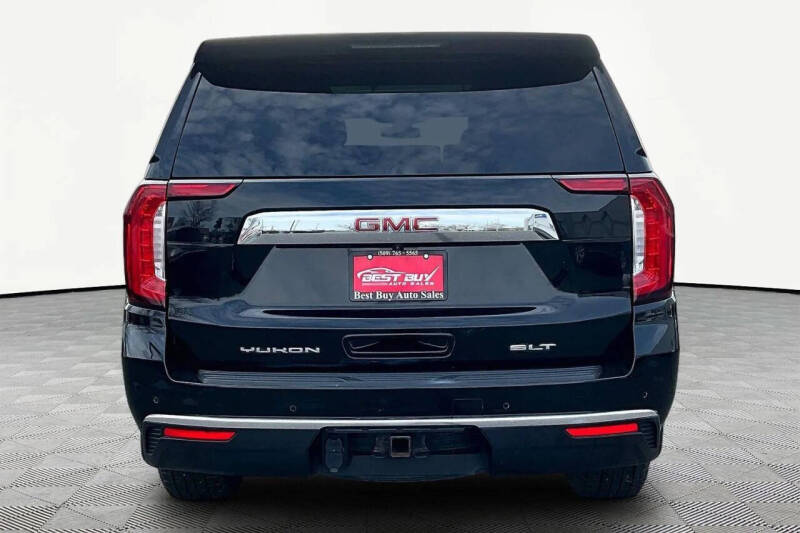2022 GMC Yukon SLT