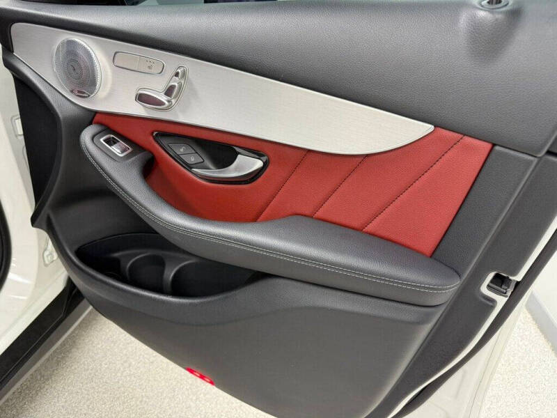 2021 Mercedes-Benz GLC GLC 300 4MATIC