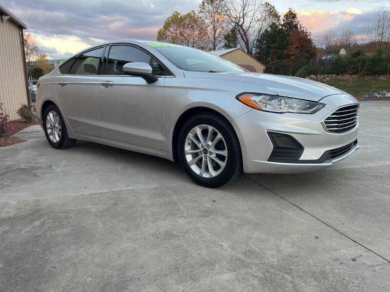 2019 Ford Fusion SE photo 3