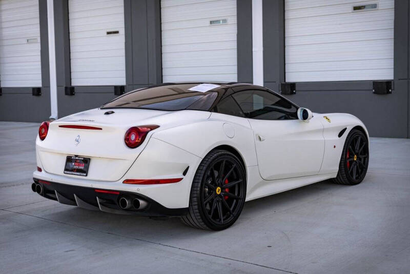 2016 Ferrari California T