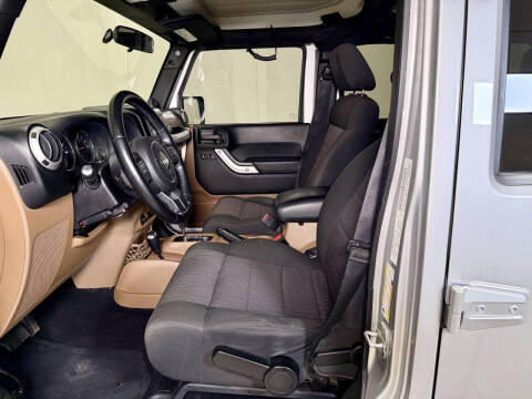 2012 Jeep Wrangler Unlimited Sahara