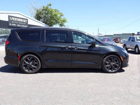 2020 Chrysler Pacifica Touring L Plus