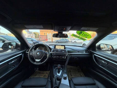 2018 BMW 3 Series 330i xDrive