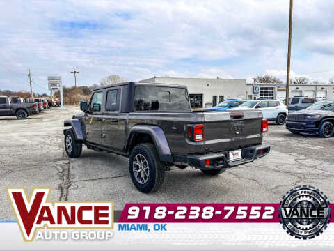 2026 Jeep Gladiator Sport S