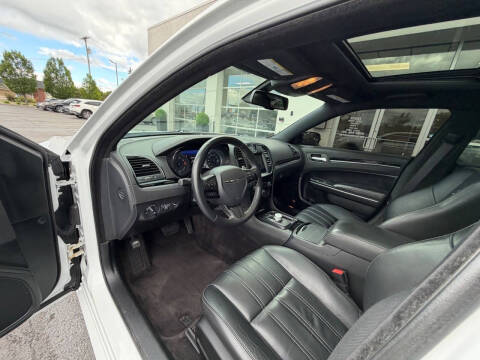 2017 Chrysler 300 S