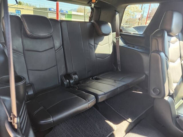 2020 Cadillac Escalade Platinum