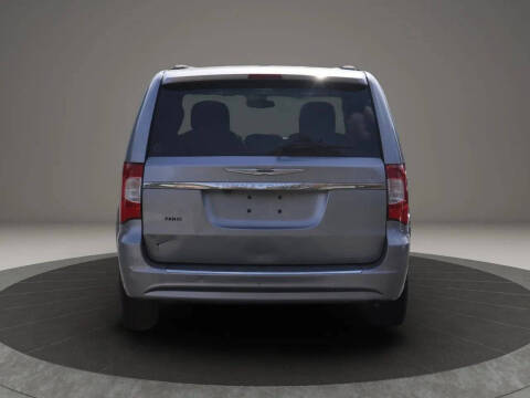 2015 Chrysler Town and Country Touring