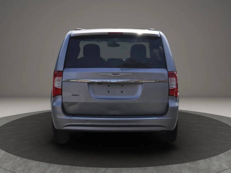 2015 Chrysler Town and Country Touring