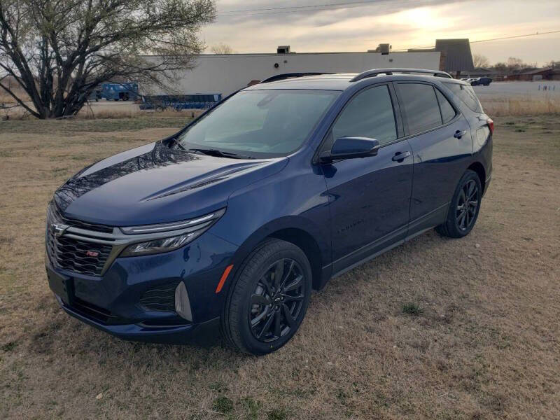 Used 2022 Chevrolet Equinox RS with VIN 2GNAXWEV7N6113327 for sale in Beloit, KS
