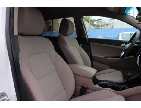 2020 Hyundai Tucson SE