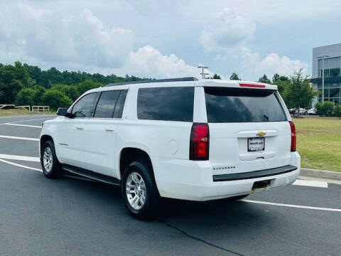 2017 Chevrolet Suburban LT