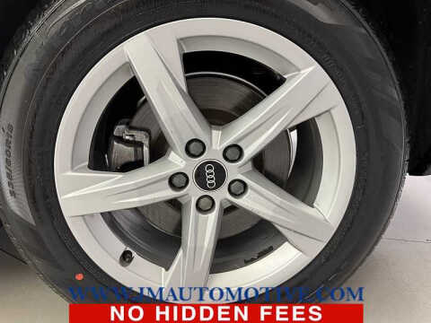 2022 Audi Q5 quattro Premium 40 TFSI