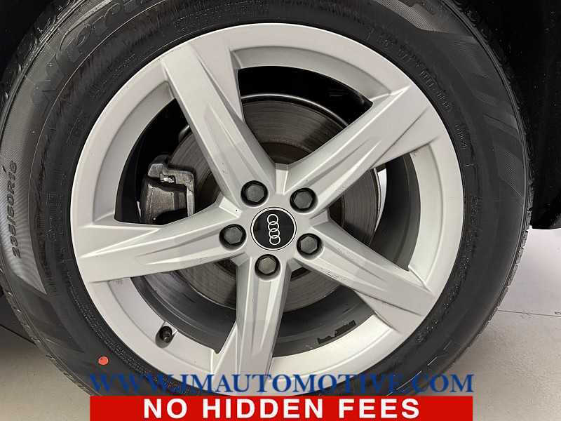 2022 Audi Q5 quattro Premium 40 TFSI