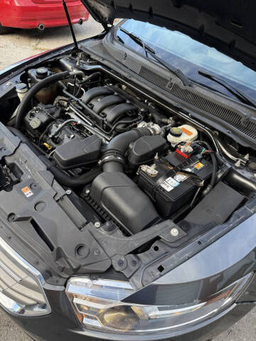 2018 Ford Taurus SEL