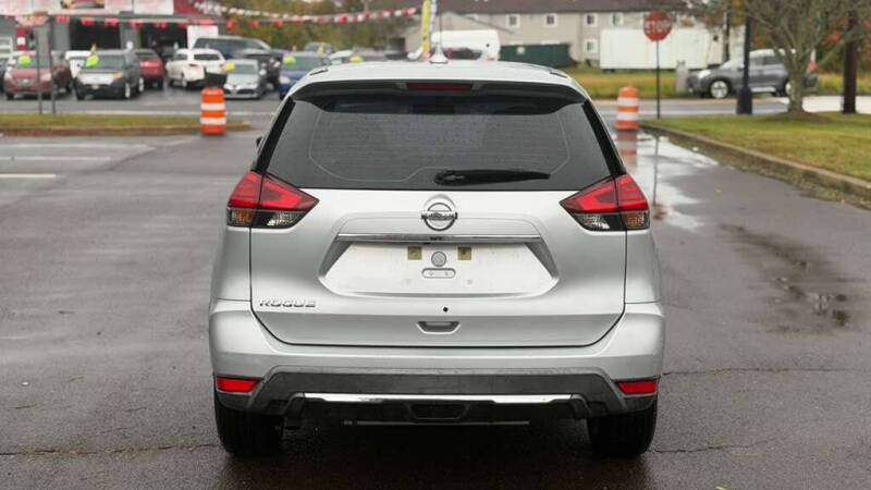 2017 Nissan Rogue S